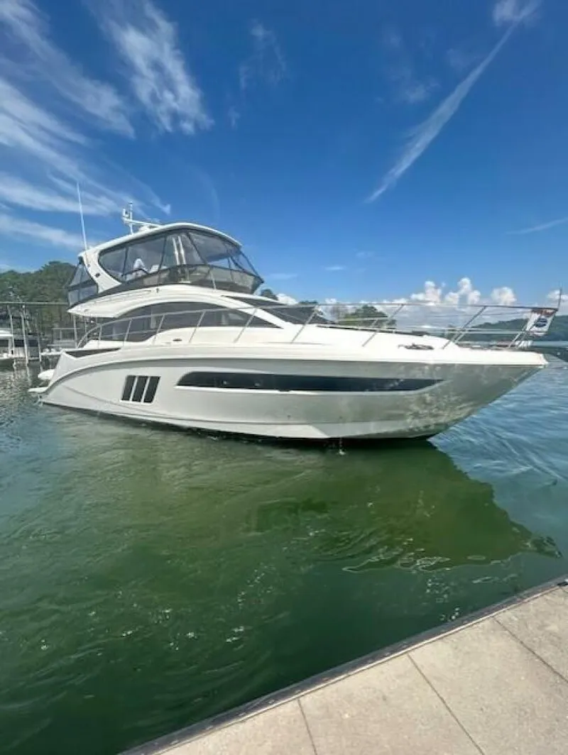 Slide: The Image of Sea Ray 510 FLY 2016 - 4