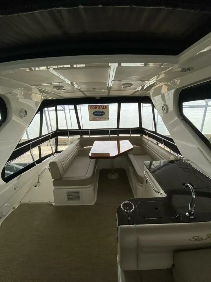 Slide: The Image of Sea Ray 510 FLY 2016 - 40