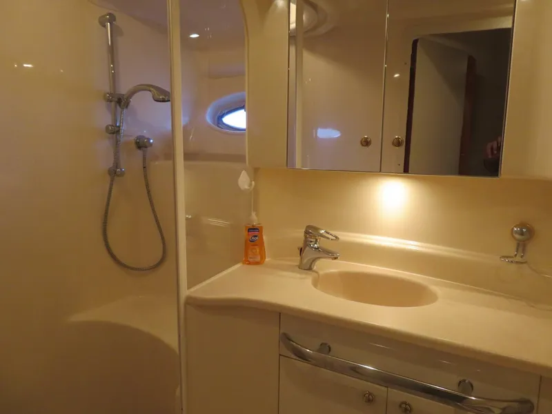 Slide: The Image of Sea Ray 510 Sundancer 2001 - 21