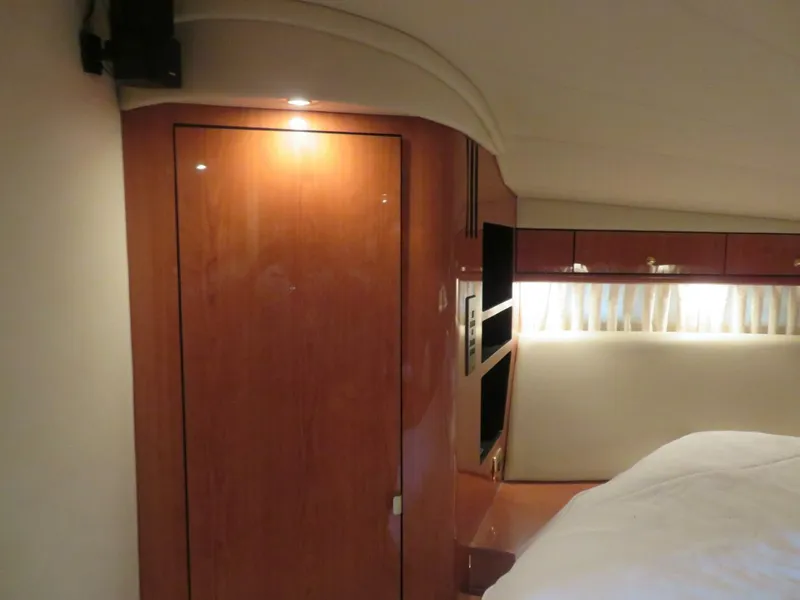 Slide: The Image of Sea Ray 510 Sundancer 2001 - 22