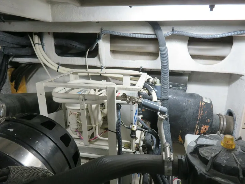 Slide: The Image of Sea Ray 510 Sundancer 2001 - 32