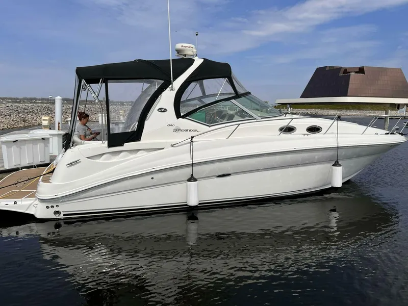 Slide: The Image of Sea Ray 320 Sundancer 2006 - 31
