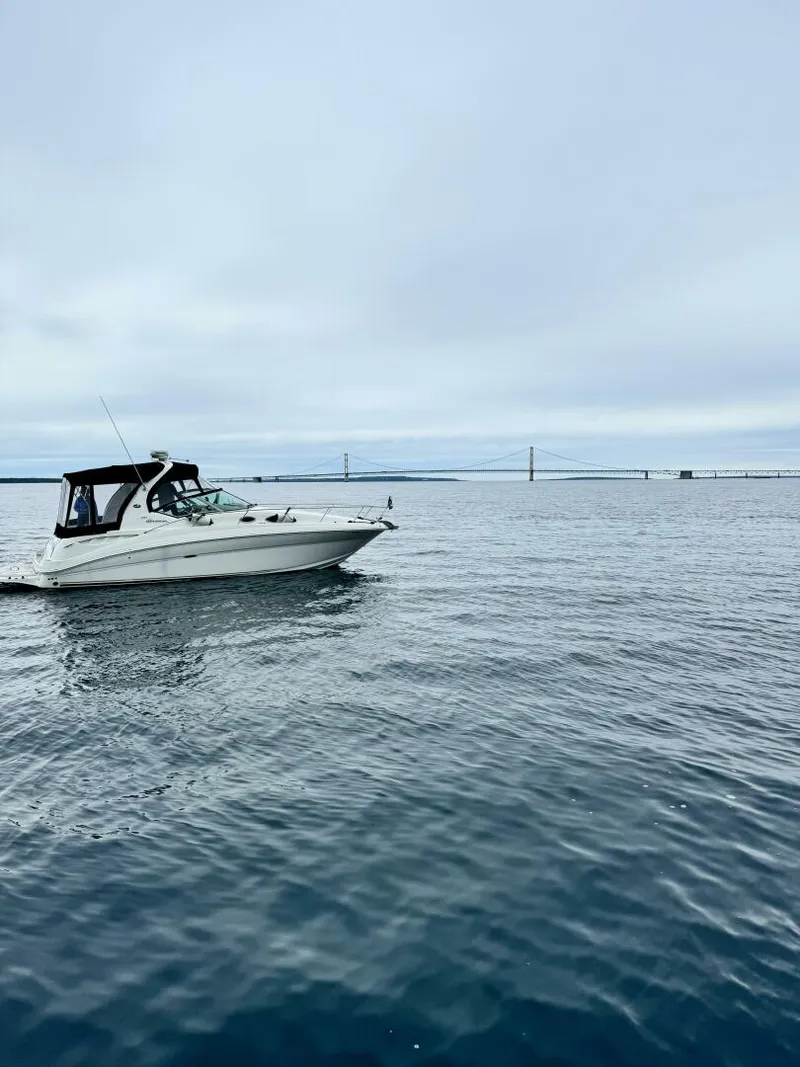 Slide: The Image of Sea Ray 320 Sundancer 2006 - 7