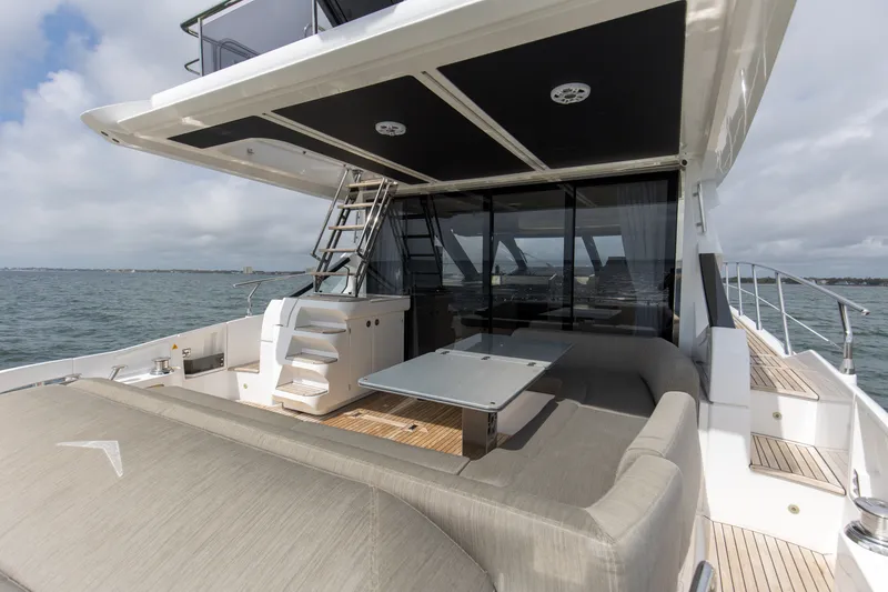 Slide: The Image of Azimut S6 Sportfly 2020 - 20