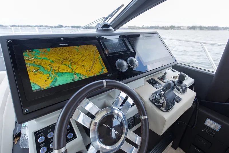 Slide: The Image of Azimut S6 Sportfly 2020 - 46