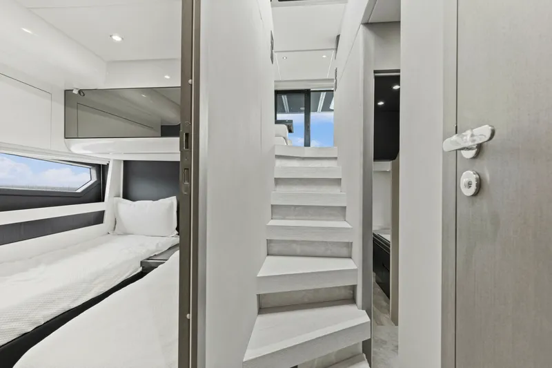 Slide: The Image of Azimut S6 Sportfly 2020 - 49