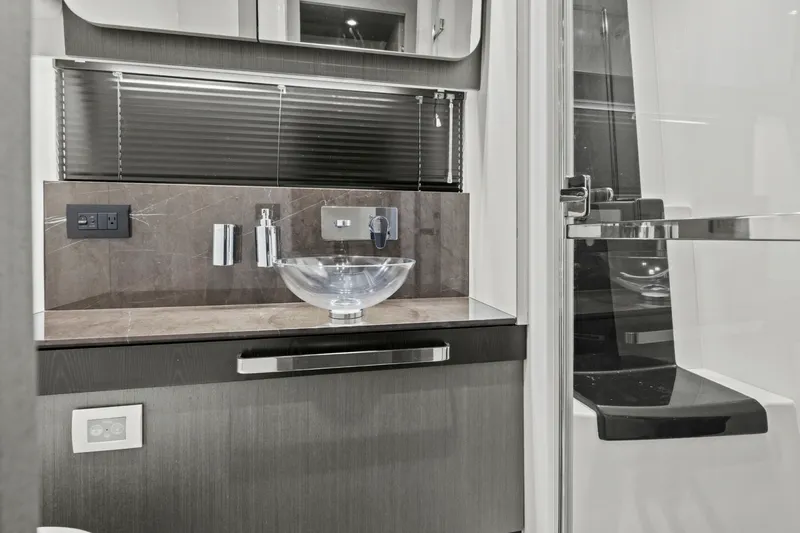 Slide: The Image of Azimut S6 Sportfly 2020 - 56
