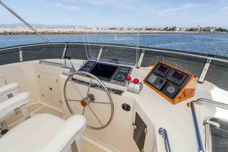 Slide: The Image of Offshore Flushdeck 2000 - 13