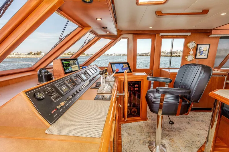 Slide: The Image of Offshore Flushdeck 2000 - 29
