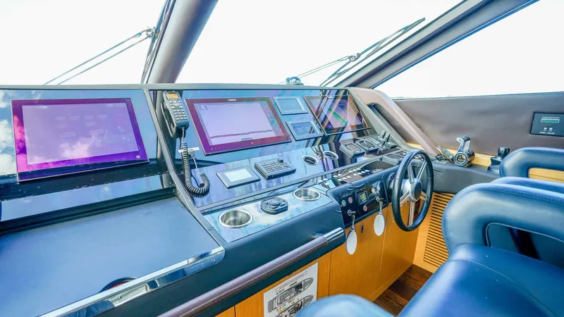 Slide: The Image of Sunseeker 75 Yacht 2016 - 34