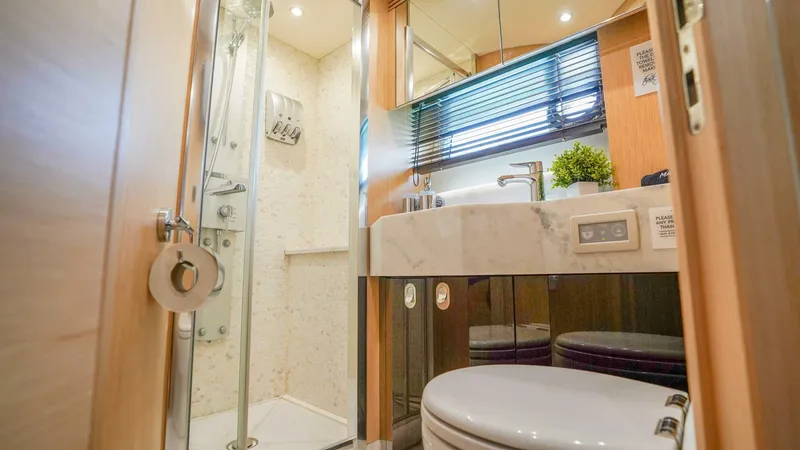 Slide: The Image of Sunseeker 75 Yacht 2016 - 58