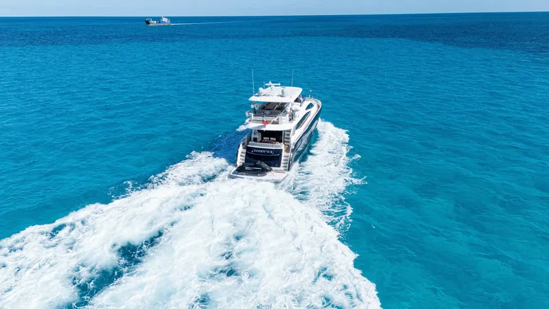 Slide: The Image of Sunseeker 75 Yacht 2016 - 6