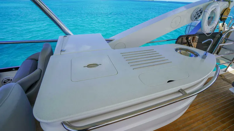 Slide: The Image of Sunseeker 75 Yacht 2016 - 66