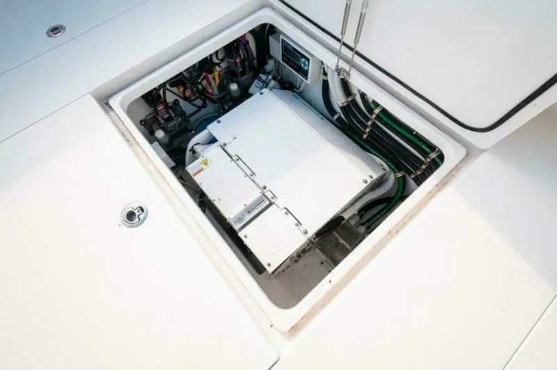 Slide: The Image of Valhalla Boatworks V-46 2021 - 11
