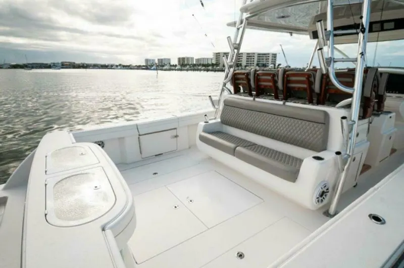 Slide: The Image of Valhalla Boatworks V-46 2021 - 4
