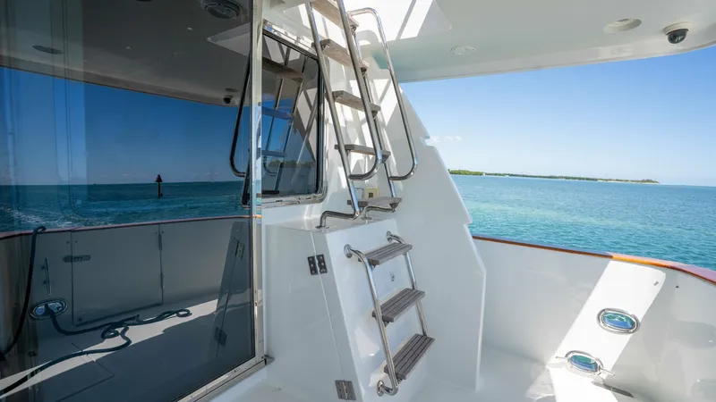 Slide: The Image of Symbol 62 Pilothouse 2001 - 10