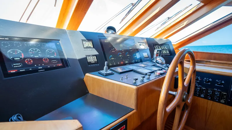 Slide: The Image of Symbol 62 Pilothouse 2001 - 19