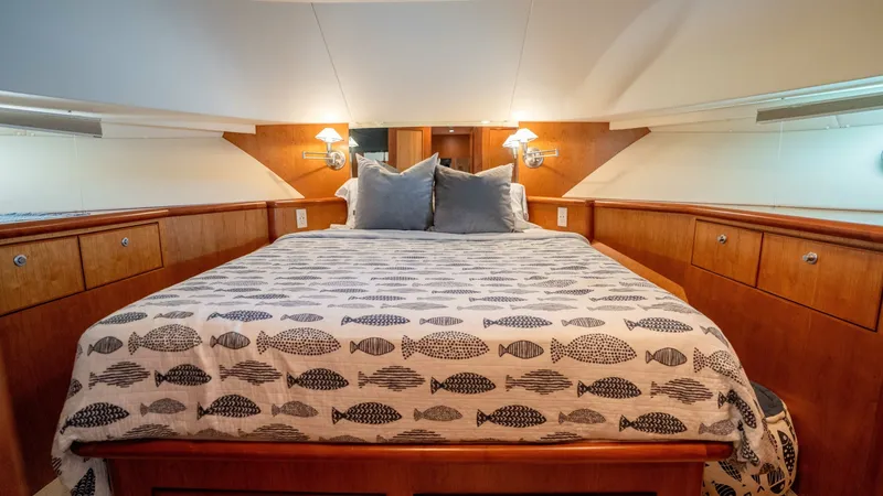Slide: The Image of Symbol 62 Pilothouse 2001 - 30