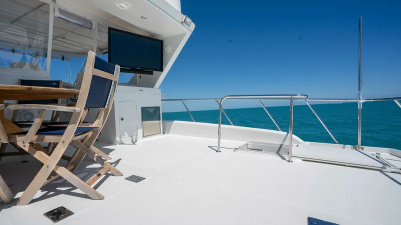 Slide: The Image of Symbol 62 Pilothouse 2001 - 39