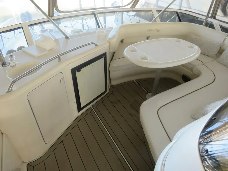 Slide: The Image of Sea Ray 480 Sedan Bridge 1999 - 5