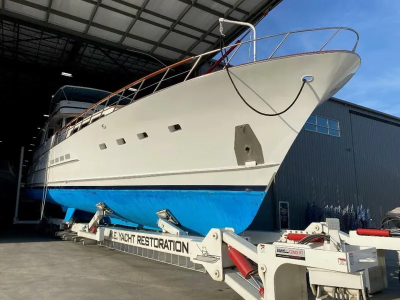 Slide: The Image of Burger 80 Motor Yacht 1988 - 10