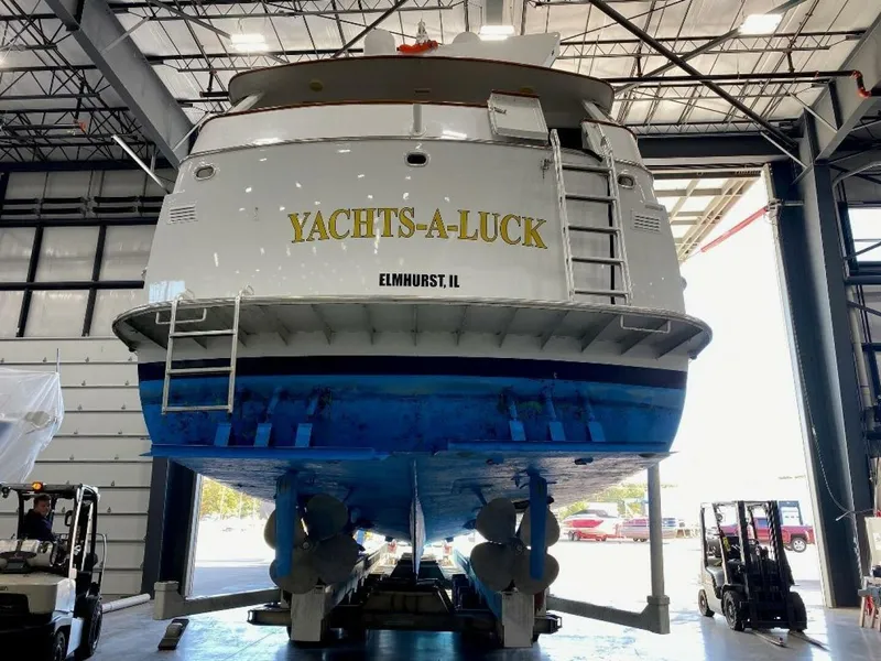 Slide: The Image of Burger 80 Motor Yacht 1988 - 13