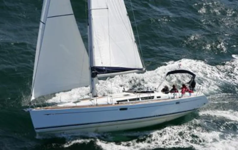 The Image of Jeanneau 45 2006 - 0