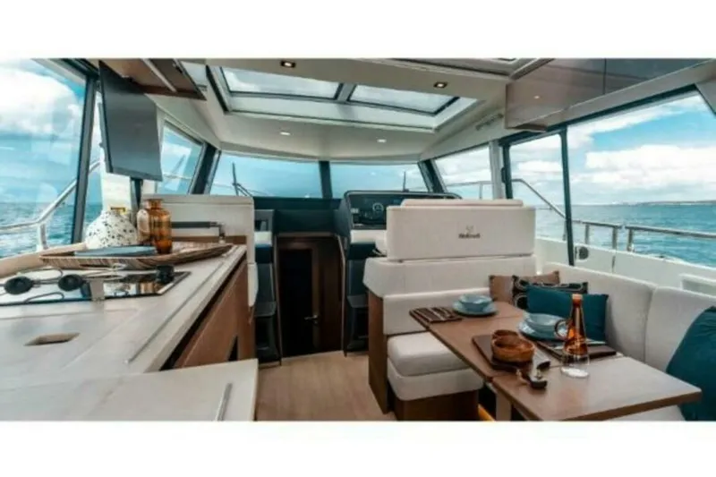 Slide: The Image of Wellcraft 44 Explorer 2026 - 2