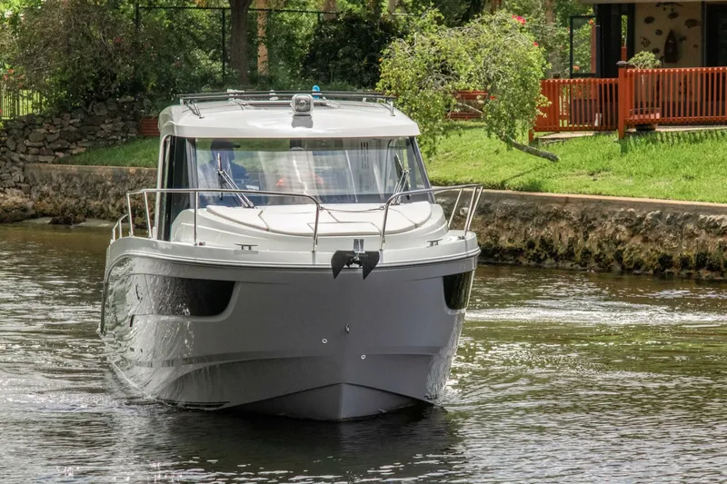 Slide: The Image of Beneteau Antares 9 2026 - 2