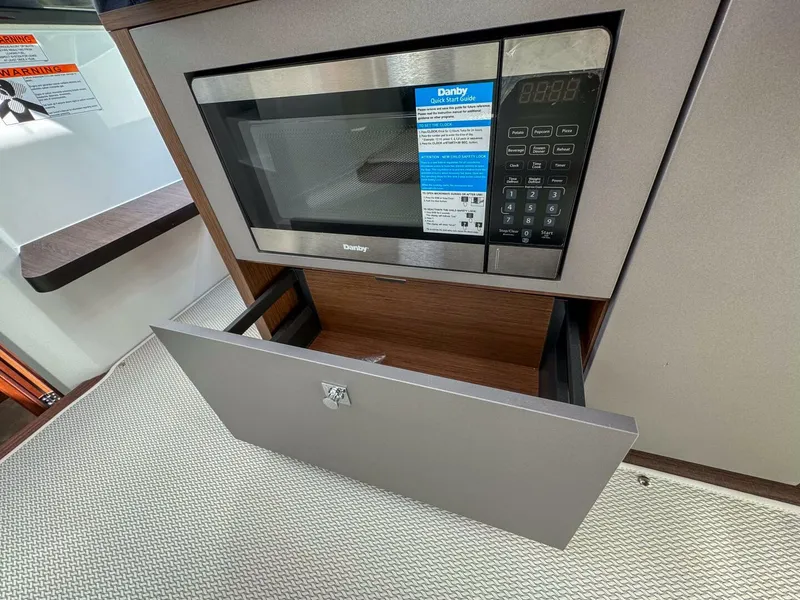 Slide: The Image of Beneteau Antares 9 2026 - 21