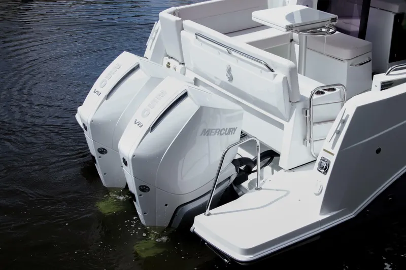 Slide: The Image of Beneteau Antares 9 2026 - 8