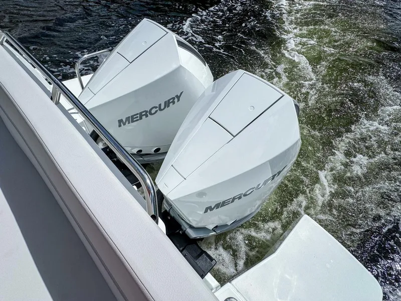 Slide: The Image of Beneteau Antares 9 2026 - 9