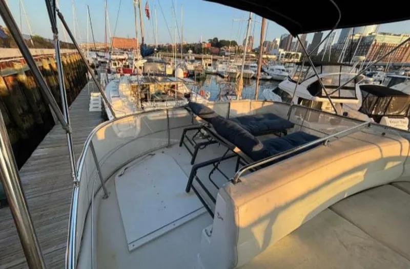 Slide: The Image of Carver Yachts 530 Voyager 1998 - 41