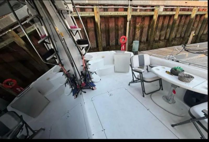 Slide: The Image of Carver Yachts 530 Voyager 1998 - 8