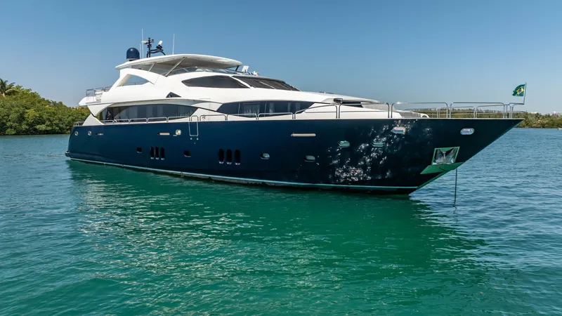 The Image of Sunseeker 34 Metre Yacht 2010 - 0