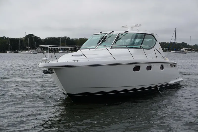 Slide: The Image of Tiara 3900 Sovran 2007 - 24