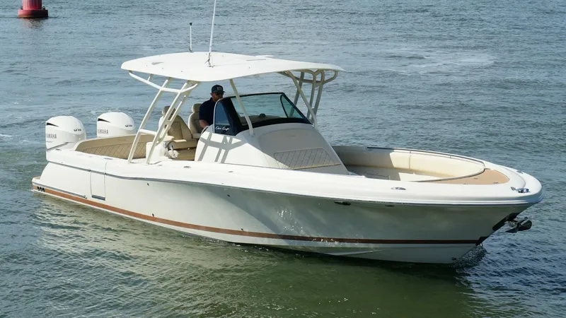 Slide: The Image of Chris-Craft Catalina 34 2018 - 2