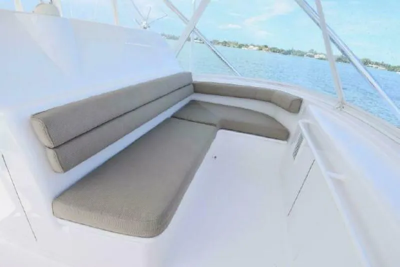 Slide: The Image of Hatteras GT54 2013 - 9