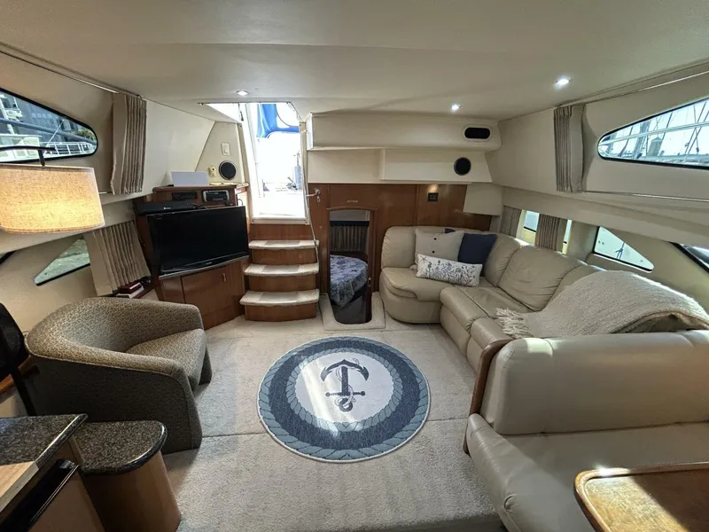 Slide: The Image of Carver Yachts 366 MY 2005 - 27