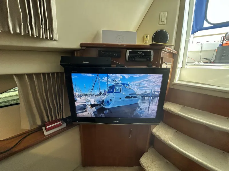 Slide: The Image of Carver Yachts 366 MY 2005 - 45
