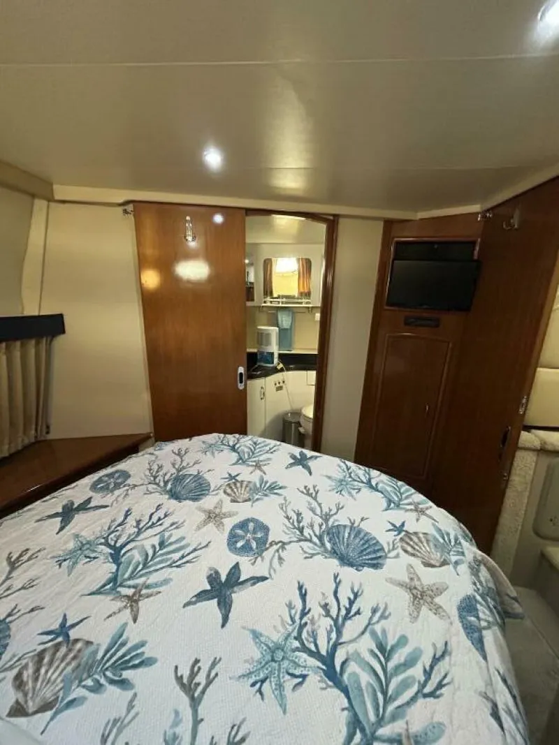 Slide: The Image of Carver Yachts 366 MY 2005 - 53