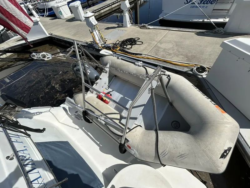 Slide: The Image of Carver Yachts 366 MY 2005 - 70