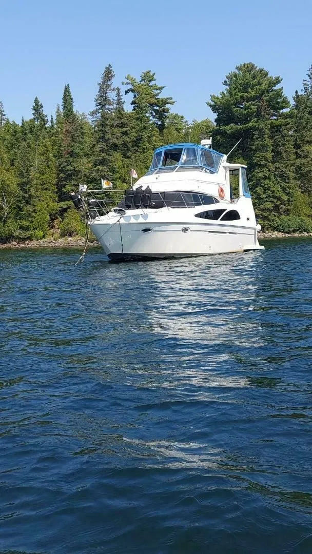 Slide: The Image of Carver Yachts 366 MY 2005 - 74
