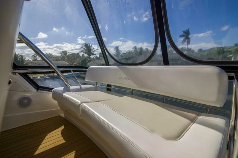 Slide: The Image of Sea Ray 520 Sedan Bridge 2013 - 30