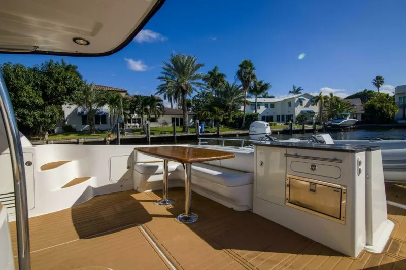 Slide: The Image of Sea Ray 520 Sedan Bridge 2013 - 37