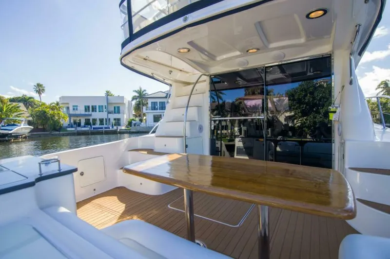 Slide: The Image of Sea Ray 520 Sedan Bridge 2013 - 41
