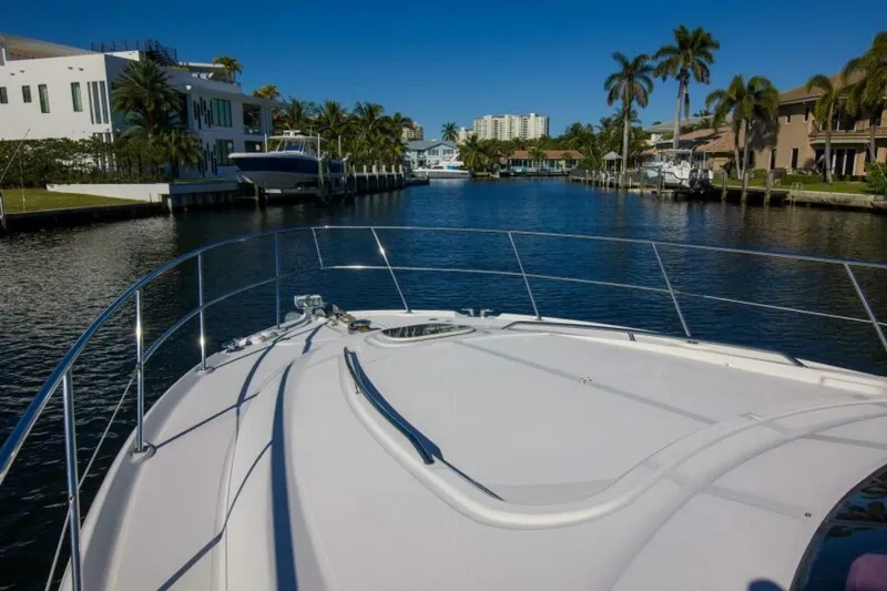 Slide: The Image of Sea Ray 520 Sedan Bridge 2013 - 45