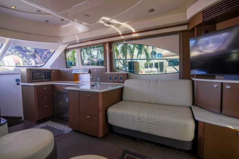 Slide: The Image of Sea Ray 520 Sedan Bridge 2013 - 6