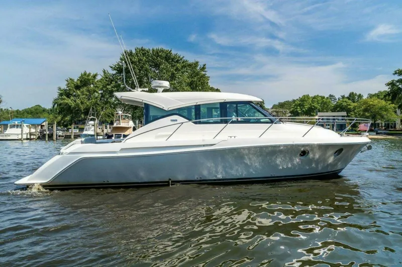 The Image of Tiara 39 Coupe 2023 - 0