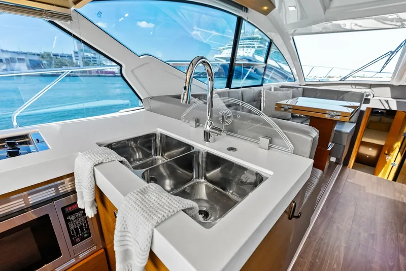 Slide: The Image of Cruisers 54 Cantius 2019 - 33